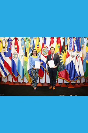 CAPEL firmó un convenio con el CNE de Ecuador