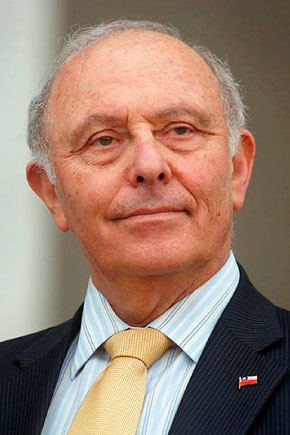 Presidente de Asamblea General de IIDH celebra los 44 años de la Institución