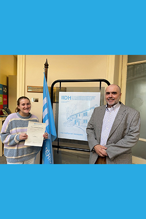 Pasante de la Oficina Regional del IIDH para América del Sur recibe certificado